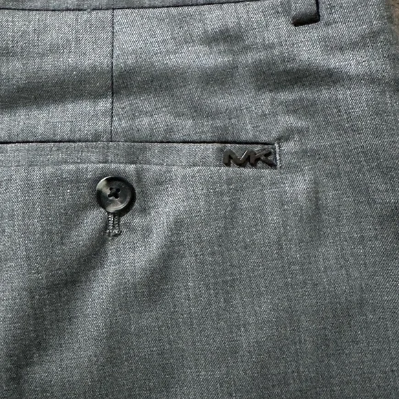 Michael Kors Men's Classic-Fit 100% Wool-Blend Stretch Solid Suit Jacket Sz.44R - Picture 11 of 16